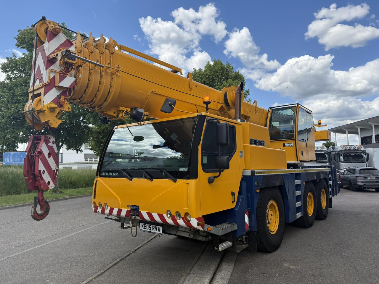 Liebherr LTM 1055-3.1 (05 - 055 855) | 6 x 6 - Мобильный кран: фото 2 Liebherr LTM 1055-3.1 (05 - 055 855) | 6 x 6 - Мобильный кран: фото 2