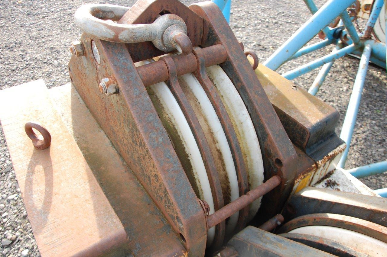 Мобильный кран Liebherr Zubehör = LTM 1800 und LG 1550 / Wippspitze 91 m: фото 26