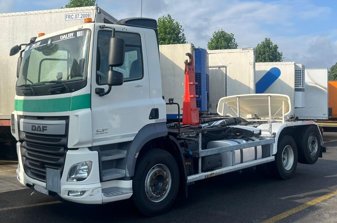 DAF CF460 FAN E6 (Hooklift) - Крюковой мультилифт: фото 1 DAF CF460 FAN E6 (Hooklift) - Крюковой мультилифт: фото 1
