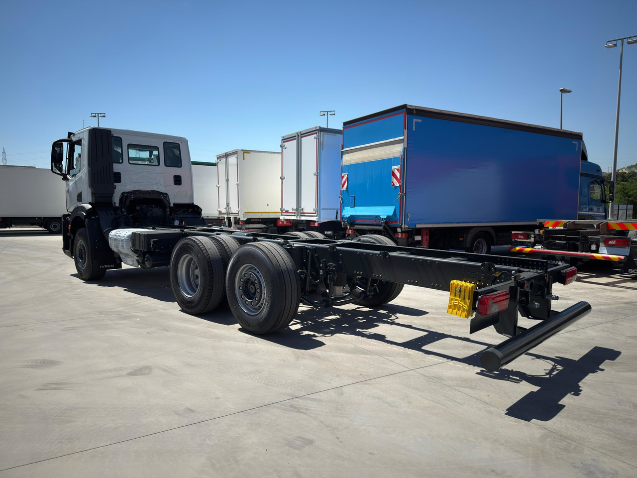 IVECO AD280X40 YPS ON X-WAY E6 (Chassis) - Грузовик-шасси: фото 3 IVECO AD280X40 YPS ON X-WAY E6 (Chassis) - Грузовик-шасси: фото 3