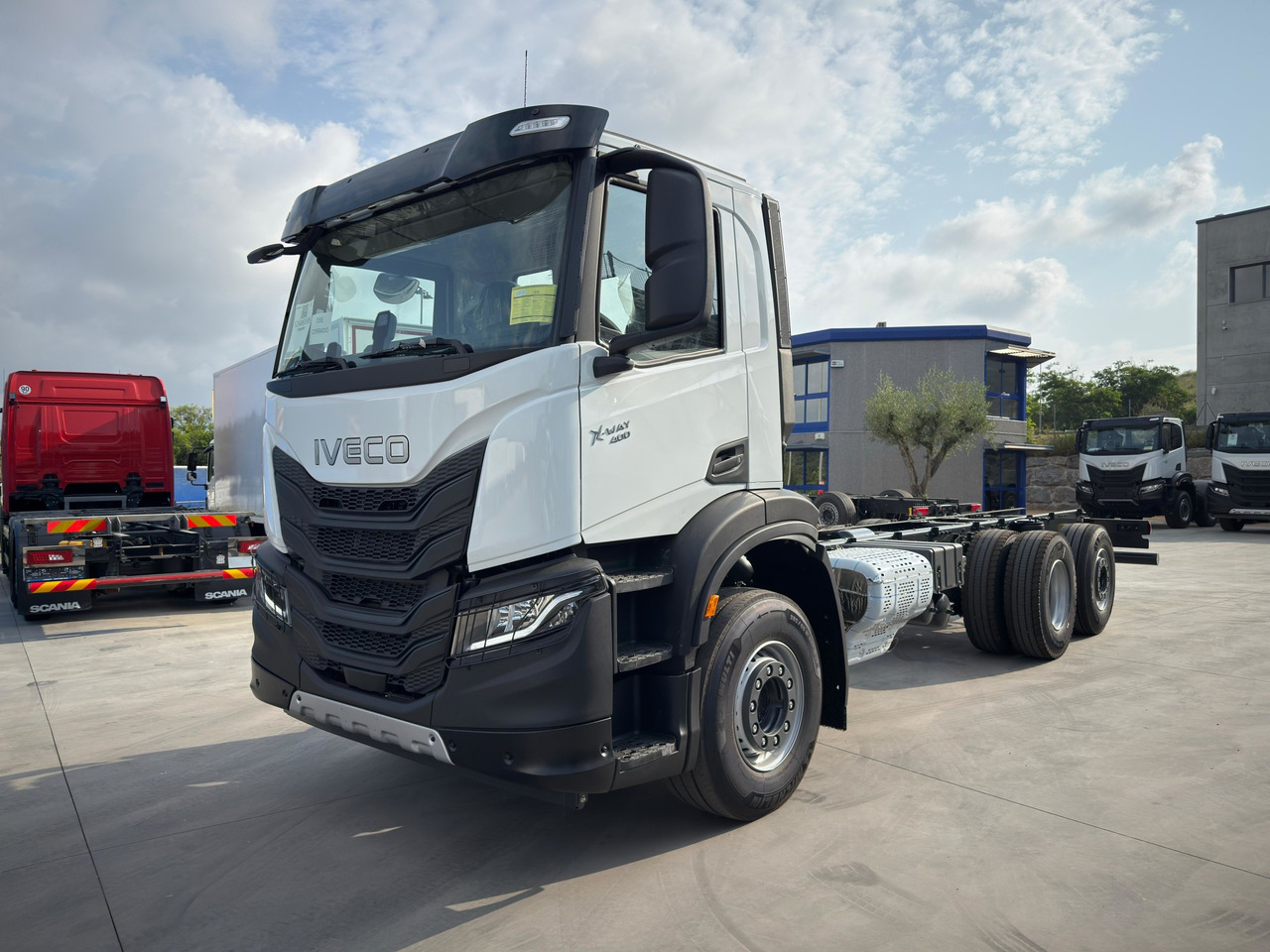 IVECO AD280X40 YPS ON X-WAY E6 (Chassis) - Грузовик-шасси: фото 1 IVECO AD280X40 YPS ON X-WAY E6 (Chassis) - Грузовик-шасси: фото 1