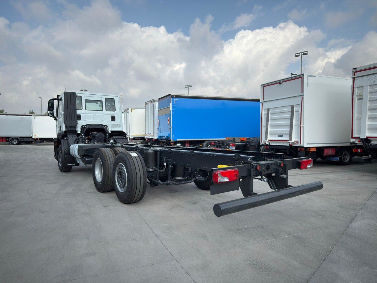 IVECO AD280X40 YPS ON X-WAY E6 (Chassis) - Грузовик-шасси: фото 5 IVECO AD280X40 YPS ON X-WAY E6 (Chassis) - Грузовик-шасси: фото 5