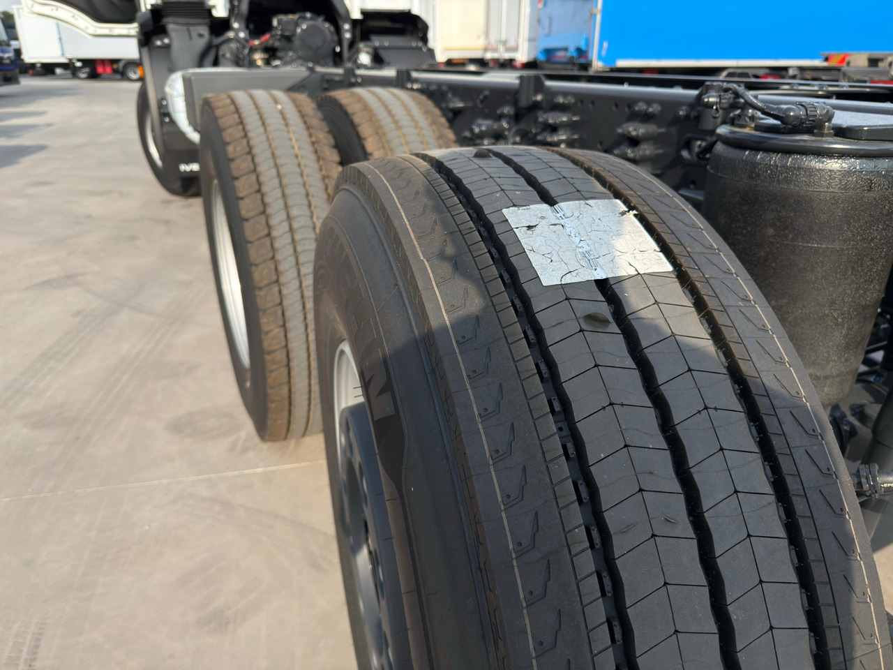 Грузовик-шасси IVECO AD280X40 YPS ON X-WAY E6 (Chassis): фото 11