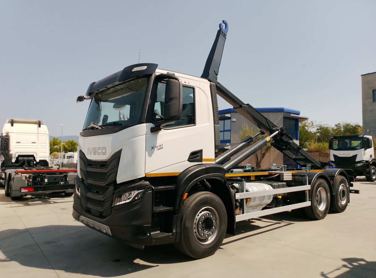 IVECO AD280X40 YPS ON X-WAY E6 (Hook Equipment) - Крюковой мультилифт: фото 2 IVECO AD280X40 YPS ON X-WAY E6 (Hook Equipment) - Крюковой мультилифт: фото 2