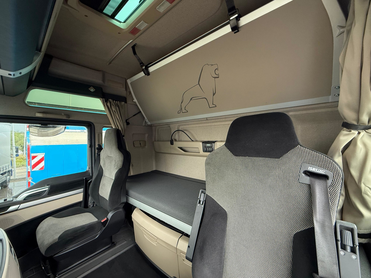 Тентованный грузовик MAN 18.430 LL TGX E6 (Tauliner): фото 6 Тентованный грузовик MAN 18.430 LL TGX E6 (Tauliner): фото 6