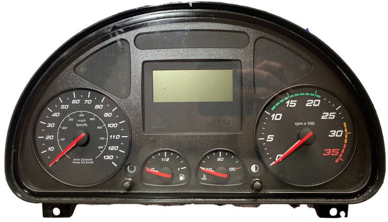 Iveco  - Приборная панель: фото 1 Iveco  - Приборная панель: фото 1