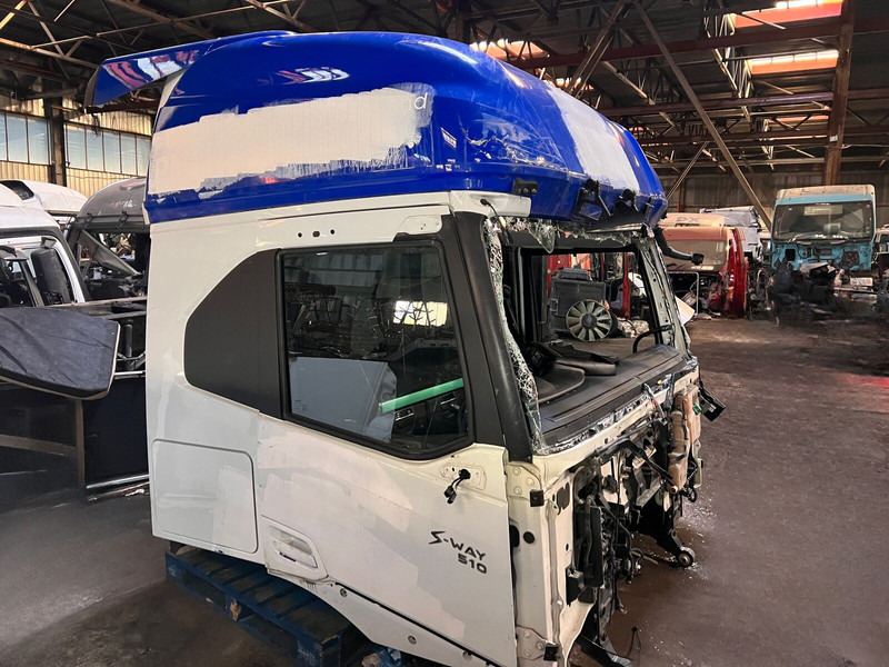 Iveco S-WAY 2022 - Кабина и интерьер: фото 2 Iveco S-WAY 2022 - Кабина и интерьер: фото 2