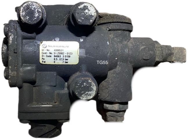 MAN - Глушитель/ Выхлопная система: фото 2 MAN - Глушитель/ Выхлопная система: фото 2