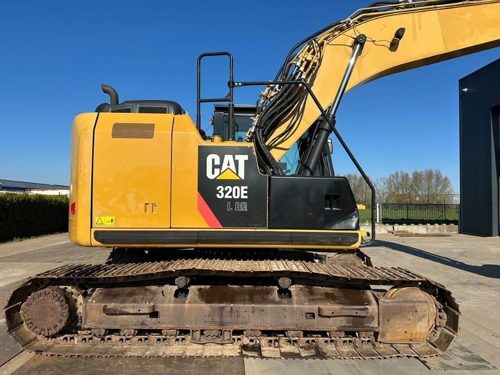 CAT 320 E - Гусеничный экскаватор: фото 3 CAT 320 E - Гусеничный экскаватор: фото 3