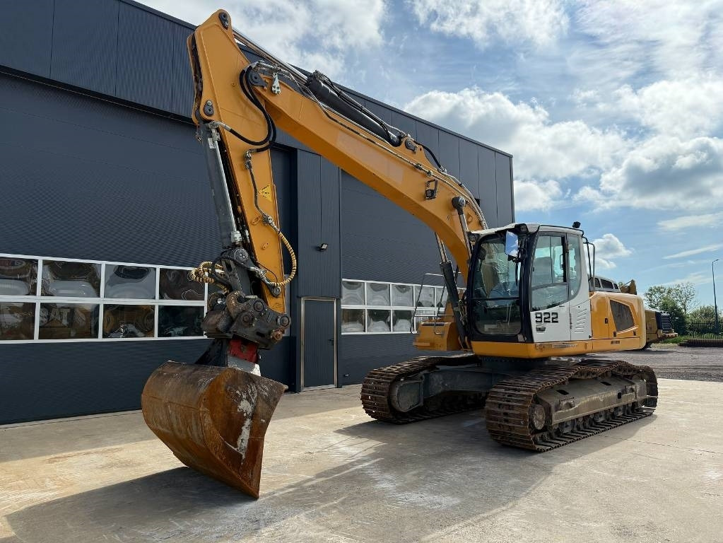 Liebherr R922 LC - Гусеничный экскаватор: фото 2 Liebherr R922 LC - Гусеничный экскаватор: фото 2