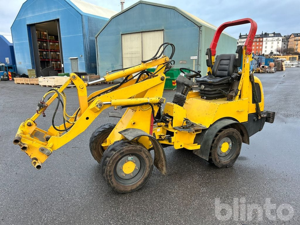 Abelco ZL80 - Мини-погрузчик с бортовым поворотом: фото 1 Abelco ZL80 - Мини-погрузчик с бортовым поворотом: фото 1