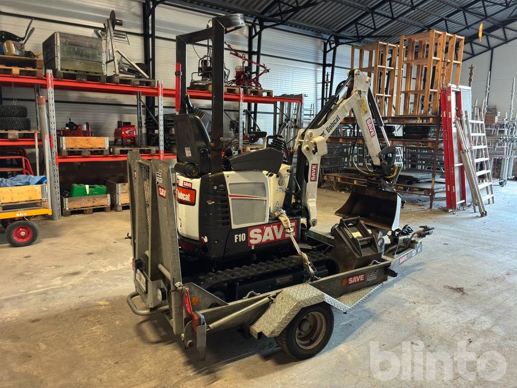 Bobcat E10 - Мини-экскаватор: фото 4 Bobcat E10 - Мини-экскаватор: фото 4