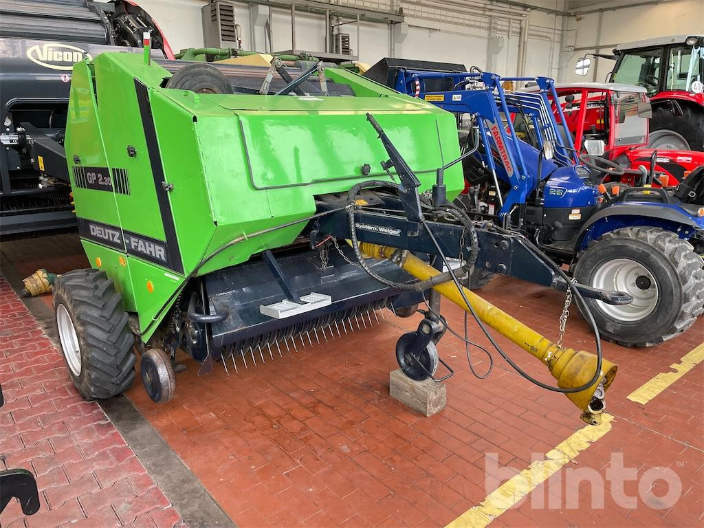 Deutz Fahr gp2.30 - Пресс-подборщик рулонный: фото 2 Deutz Fahr gp2.30 - Пресс-подборщик рулонный: фото 2