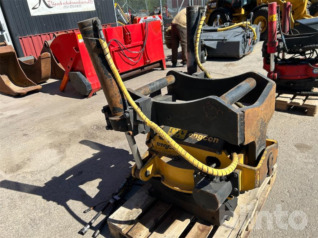 Engcon EC30 - Тилтротатор: фото 3 Engcon EC30 - Тилтротатор: фото 3