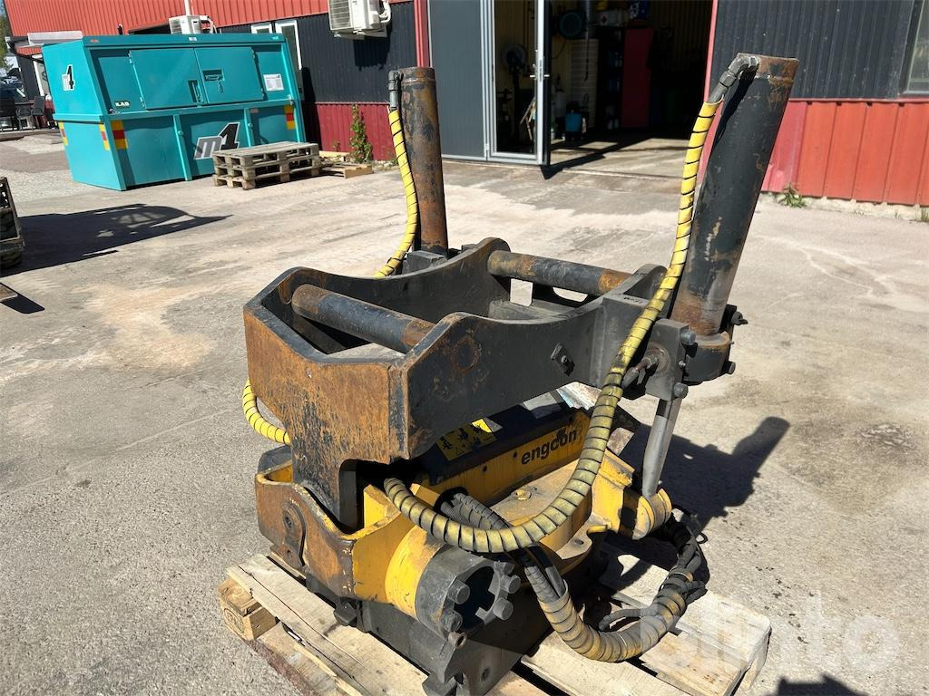 Engcon EC30 - Тилтротатор: фото 1 Engcon EC30 - Тилтротатор: фото 1