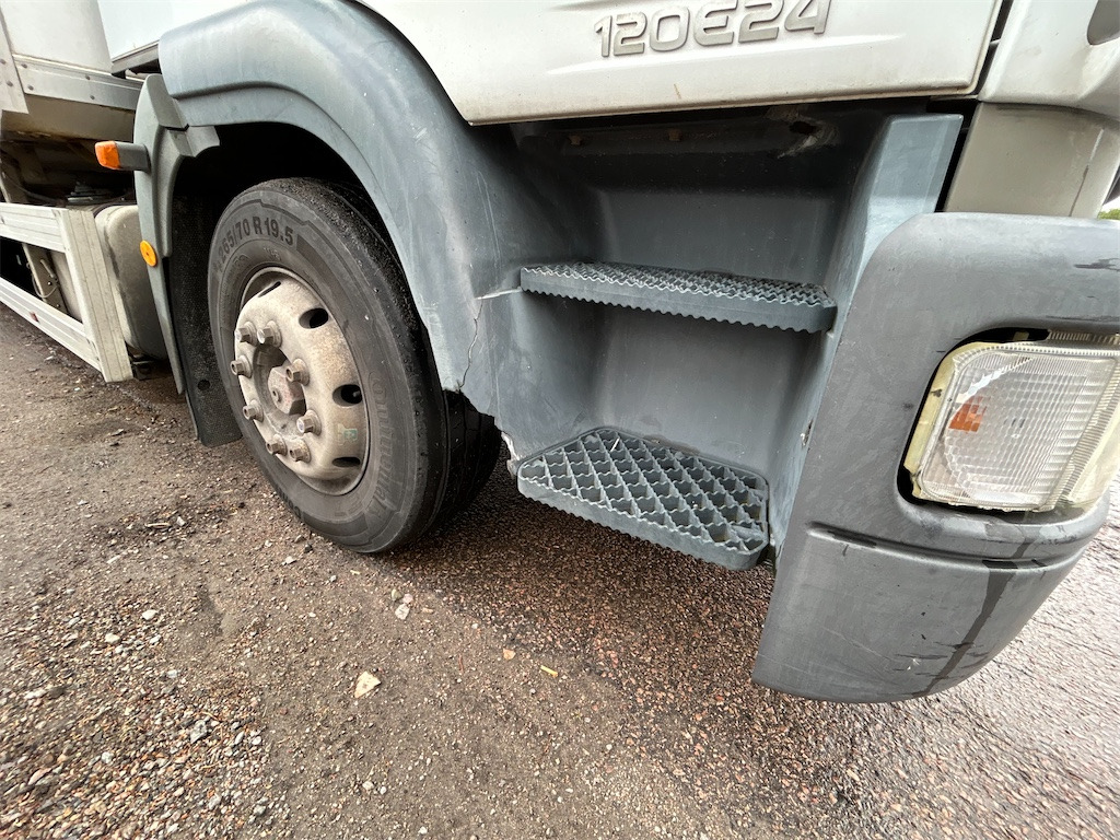Грузовик IVECO 120E24: фото 26