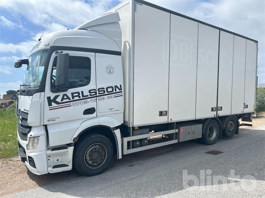 MERCEDES-BENZ Actros 963-0-C - Грузовик: фото 1 MERCEDES-BENZ Actros 963-0-C - Грузовик: фото 1