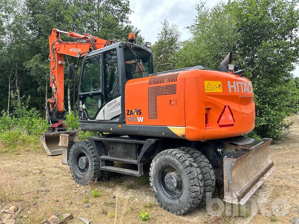 Hitachi ZX 170W-5 - Колёсный экскаватор: фото 4 Hitachi ZX 170W-5 - Колёсный экскаватор: фото 4