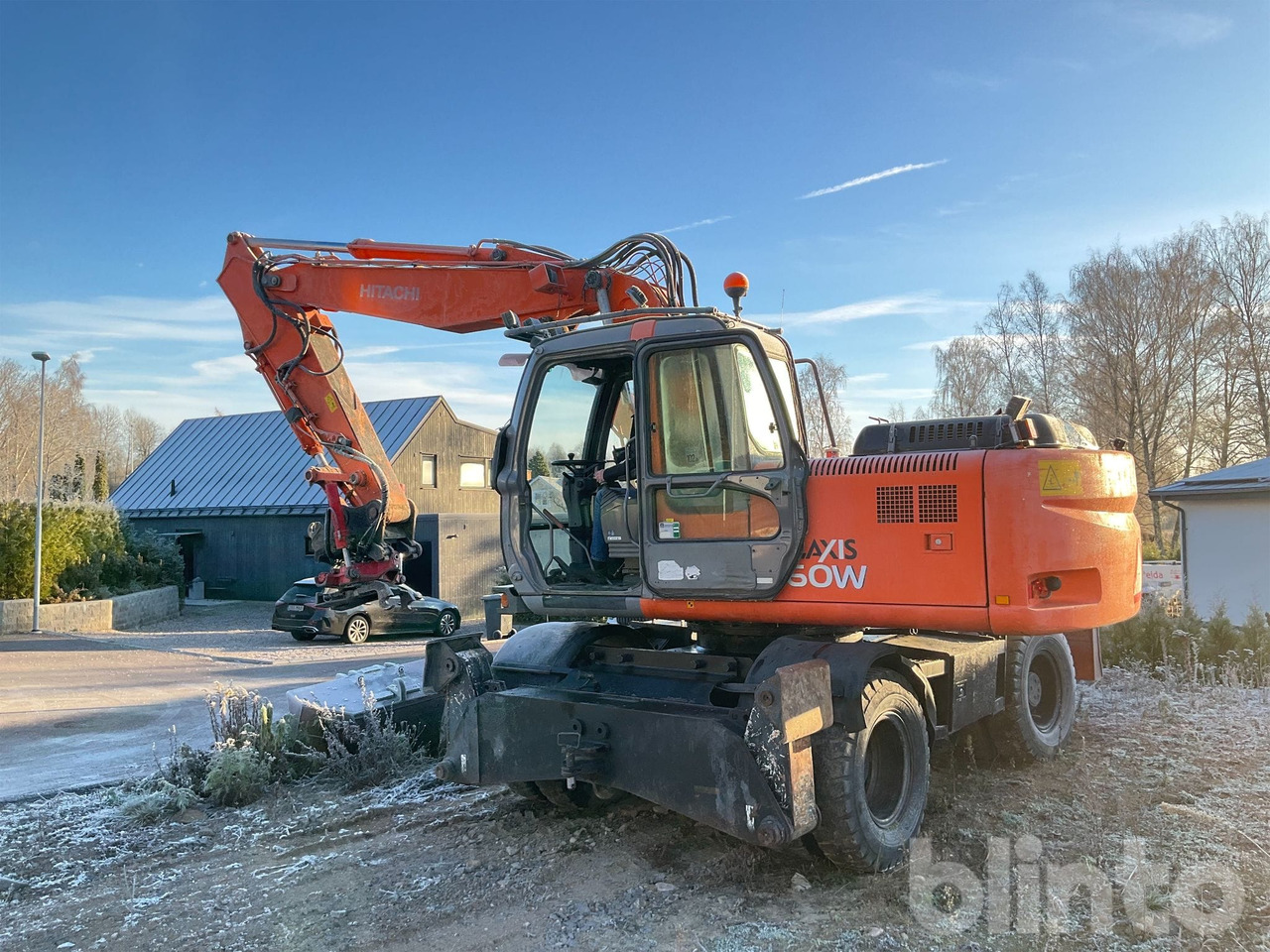 Hitachi ZX160W - Колёсный экскаватор: фото 2 Hitachi ZX160W - Колёсный экскаватор: фото 2