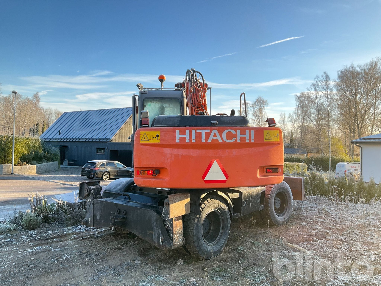Hitachi ZX160W - Колёсный экскаватор: фото 4 Hitachi ZX160W - Колёсный экскаватор: фото 4