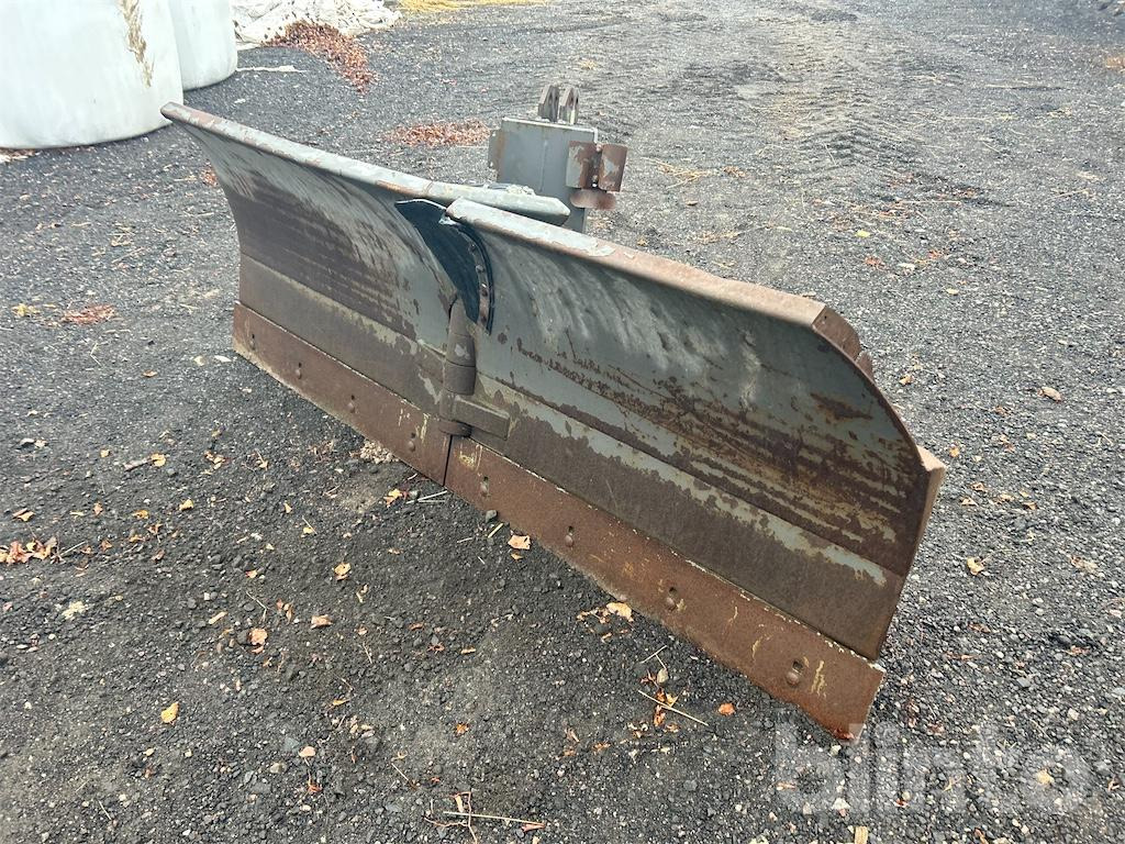 Holms KHV- 2.4 - Отвал: фото 1 Holms KHV- 2.4 - Отвал: фото 1