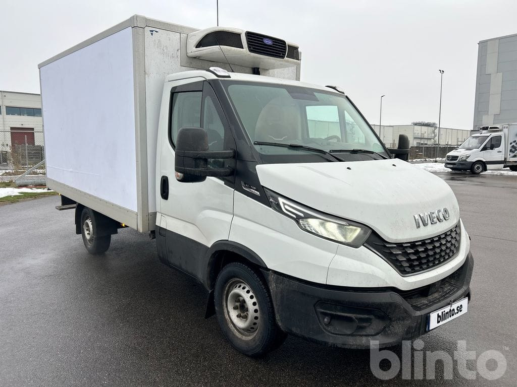 Iveco Daily 35-140 - Carrier Pulsor 400 - Фургон-рефрижератор: фото 3 Iveco Daily 35-140 - Carrier Pulsor 400 - Фургон-рефрижератор: фото 3