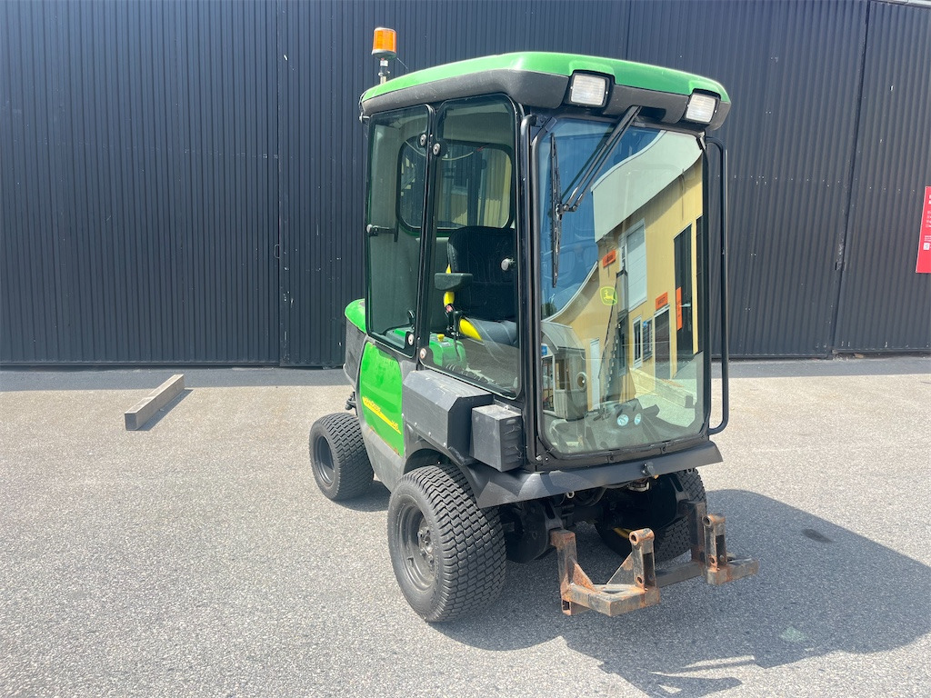 JohnDeere 1445 4WD - Коммунальная/ Специальная техника: фото 3 JohnDeere 1445 4WD - Коммунальная/ Специальная техника: фото 3