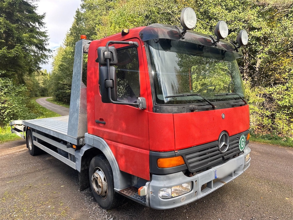 MERCEDES-BENZ 815 - Эвакуатор: фото 3 MERCEDES-BENZ 815 - Эвакуатор: фото 3