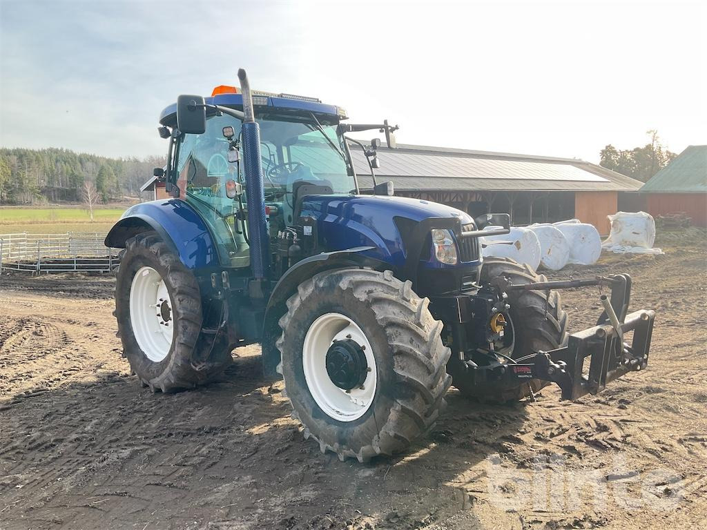 NEW HOLLAND T6080 - Трактор: фото 1 NEW HOLLAND T6080 - Трактор: фото 1