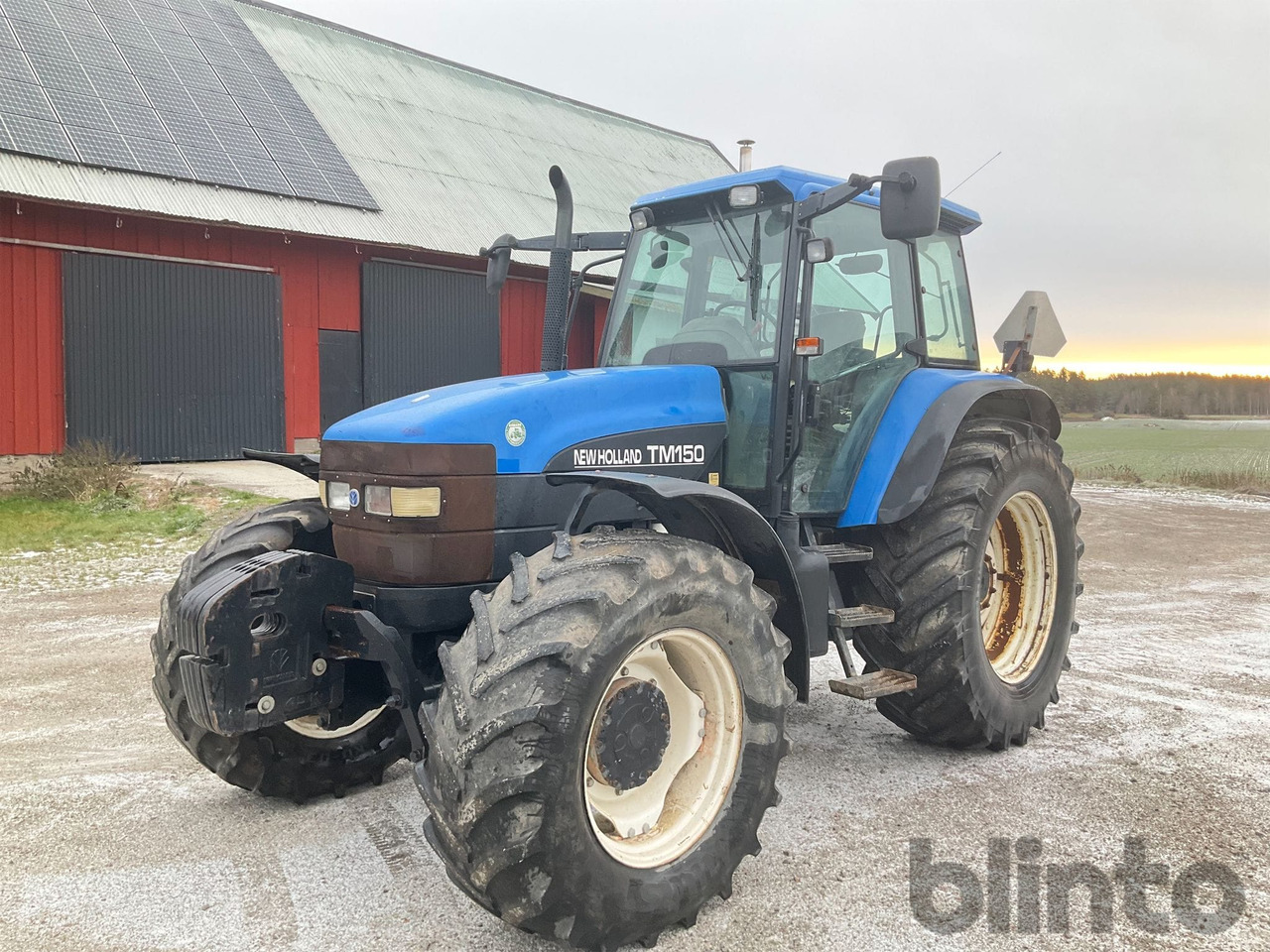 NEW HOLLAND TM150 4WD - Трактор: фото 5 NEW HOLLAND TM150 4WD - Трактор: фото 5