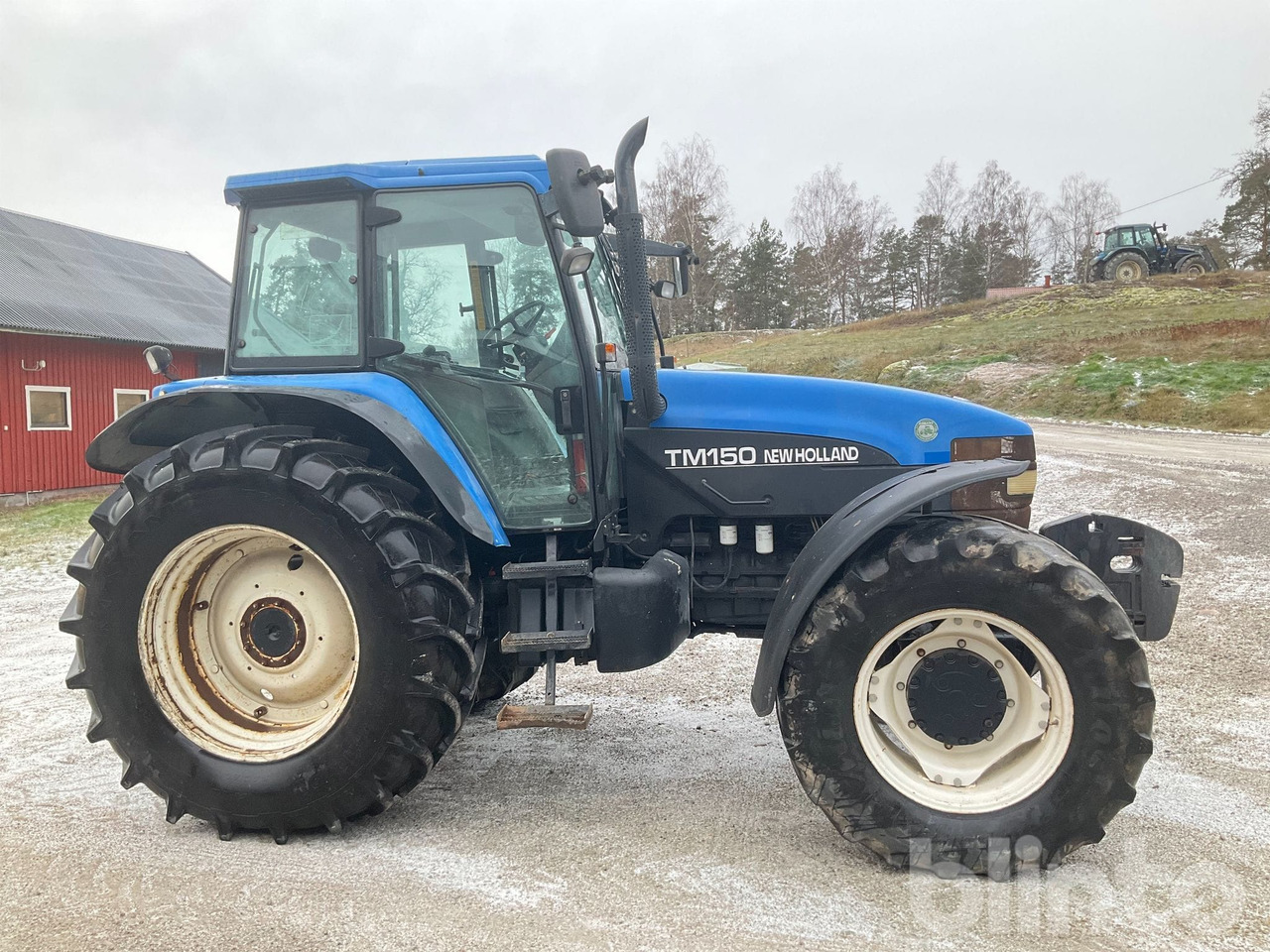 NEW HOLLAND TM150 4WD - Трактор: фото 4 NEW HOLLAND TM150 4WD - Трактор: фото 4