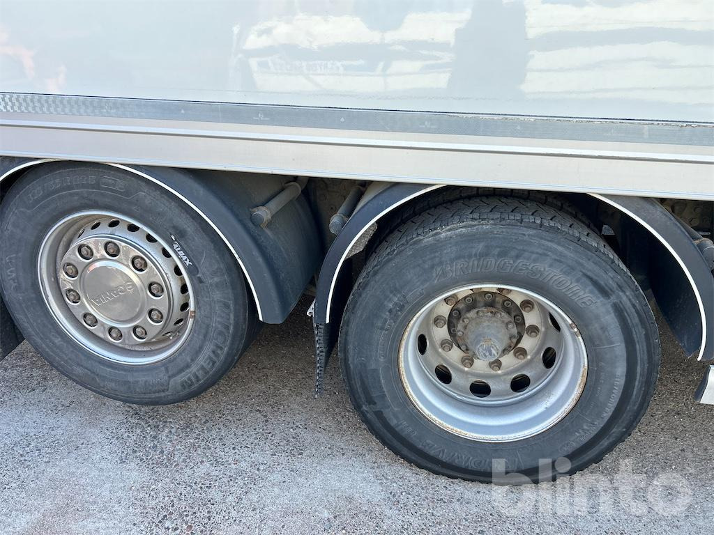 SCANIA P320LB6X2*4MNB - Рефрижератор: фото 3 SCANIA P320LB6X2*4MNB - Рефрижератор: фото 3