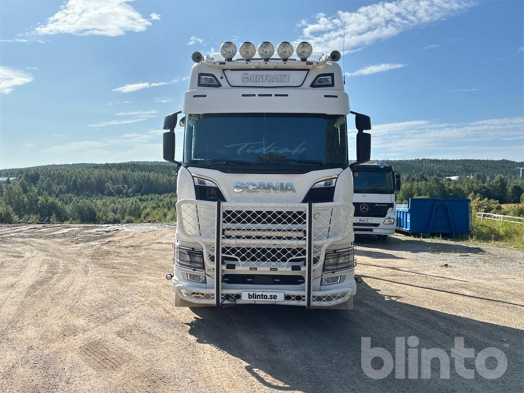 SCANIA R650B6X4NB - Лесовоз, Автоманипулятор: фото 2 SCANIA R650B6X4NB - Лесовоз, Автоманипулятор: фото 2
