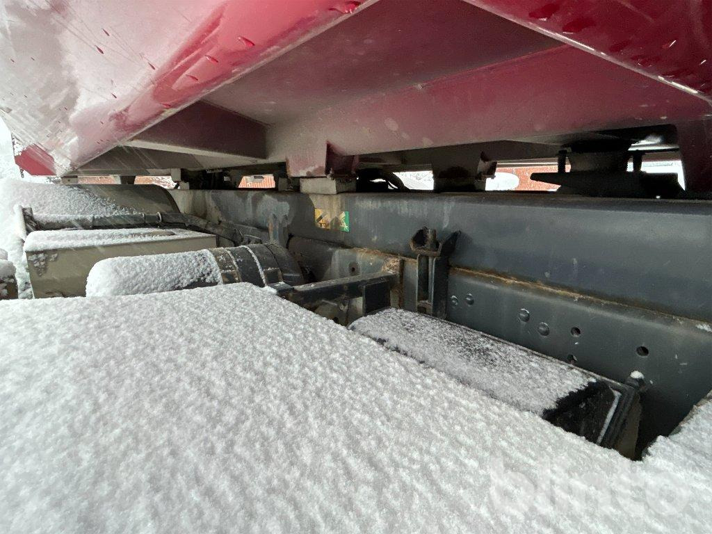 Самосвал Scania G400 6x2 Sörling: фото 26