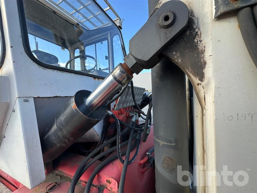 Вилочный погрузчик Svetruck 16 120-38: фото 18