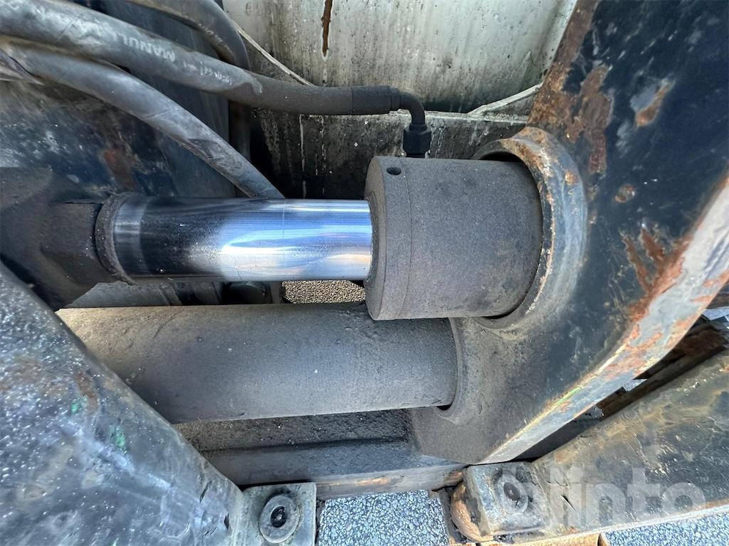 Вилочный погрузчик Svetruck 16 120-38: фото 14