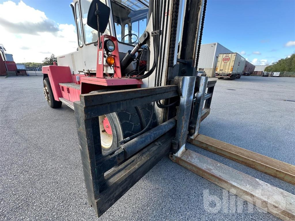 Вилочный погрузчик Svetruck 16 120-38: фото 17