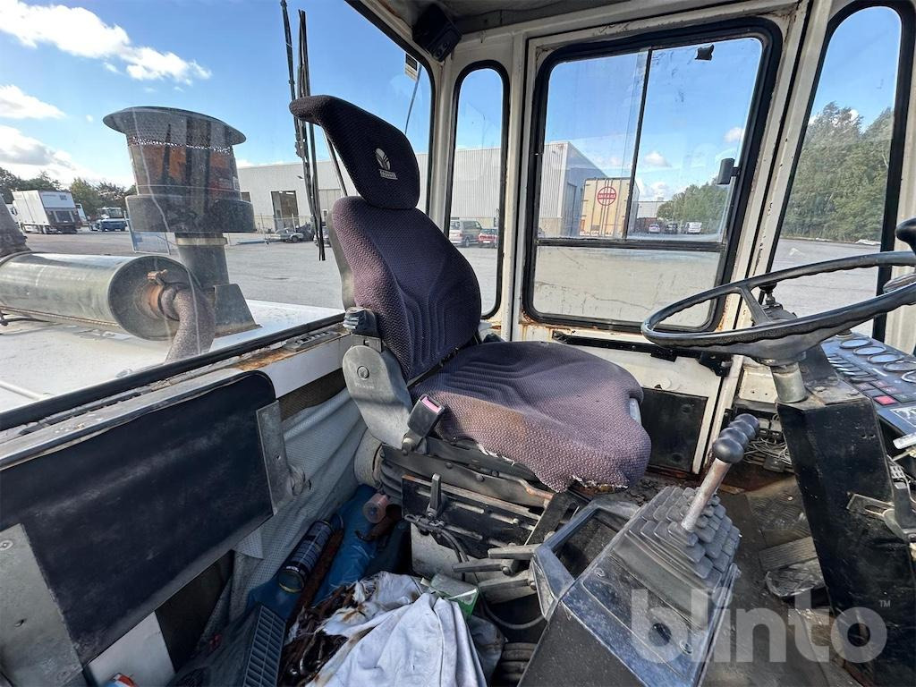 Вилочный погрузчик Svetruck 16 120-38: фото 40