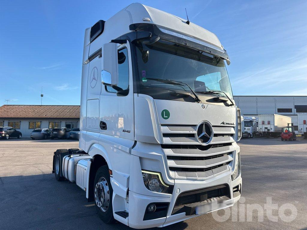 MERCEDES-BENZ L 1845 - Тягач: фото 3 MERCEDES-BENZ L 1845 - Тягач: фото 3