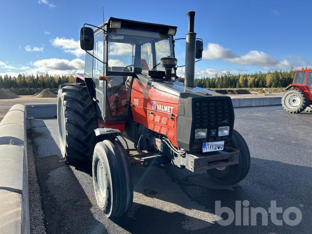 VALMET 705 - Трактор: фото 2 VALMET 705 - Трактор: фото 2