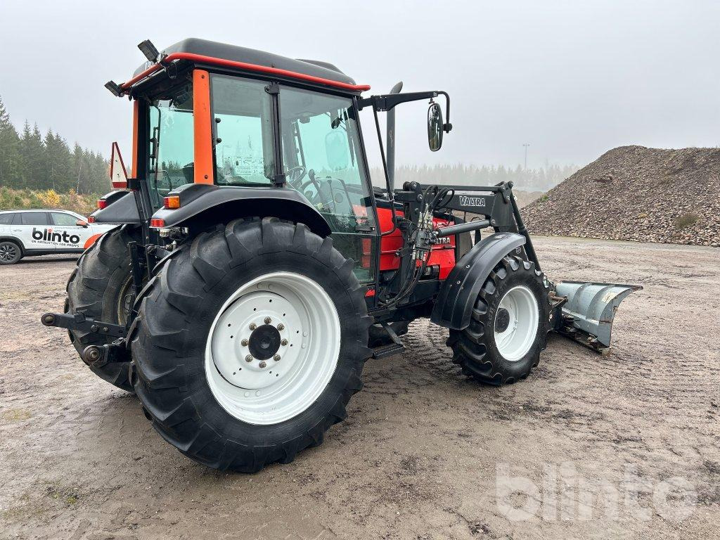 VALTRA A85-4 - Трактор: фото 5 VALTRA A85-4 - Трактор: фото 5