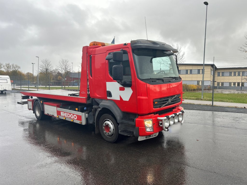 VOLVO FL 240 4X2 - Эвакуатор: фото 2 VOLVO FL 240 4X2 - Эвакуатор: фото 2