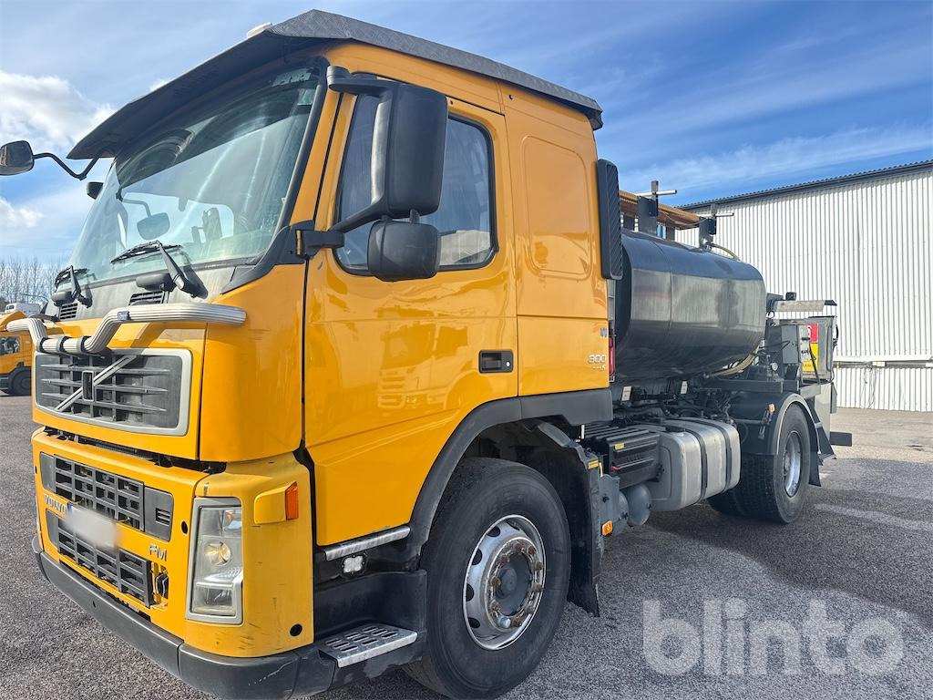 VOLVO FM 300-380 42 JMNL - Грузовик-цистерна, Коммунальная/ Специальная техника: фото 1 VOLVO FM 300-380 42 JMNL - Грузовик-цистерна, Коммунальная/ Специальная техника: фото 1
