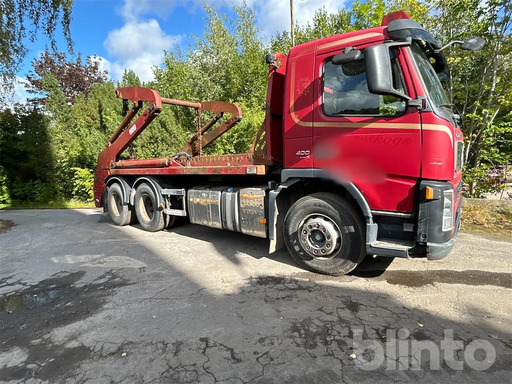 VOLVO FM 400 6*2 - Грузовик-контейнеровоз/ Сменный кузов: фото 4 VOLVO FM 400 6*2 - Грузовик-контейнеровоз/ Сменный кузов: фото 4