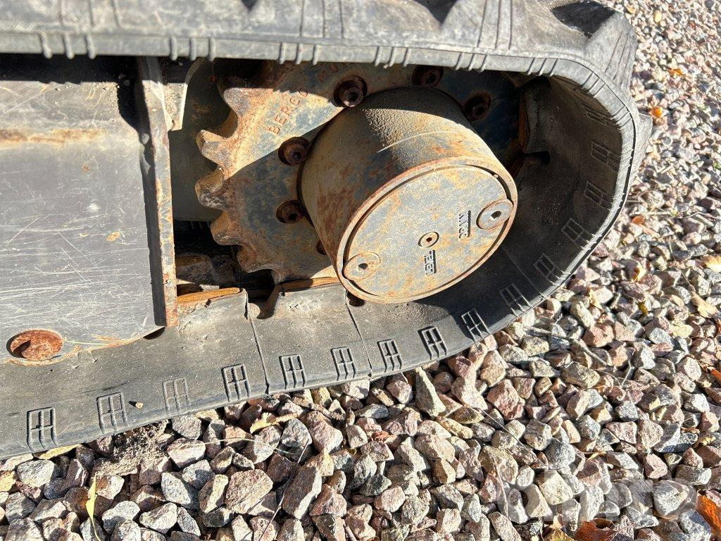 Мини-экскаватор Volvo EC18 E: фото 44