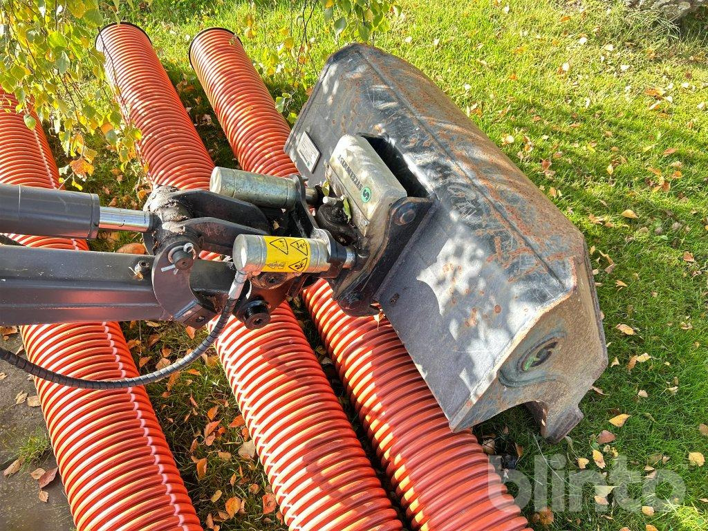 Мини-экскаватор Volvo EC18 E: фото 23