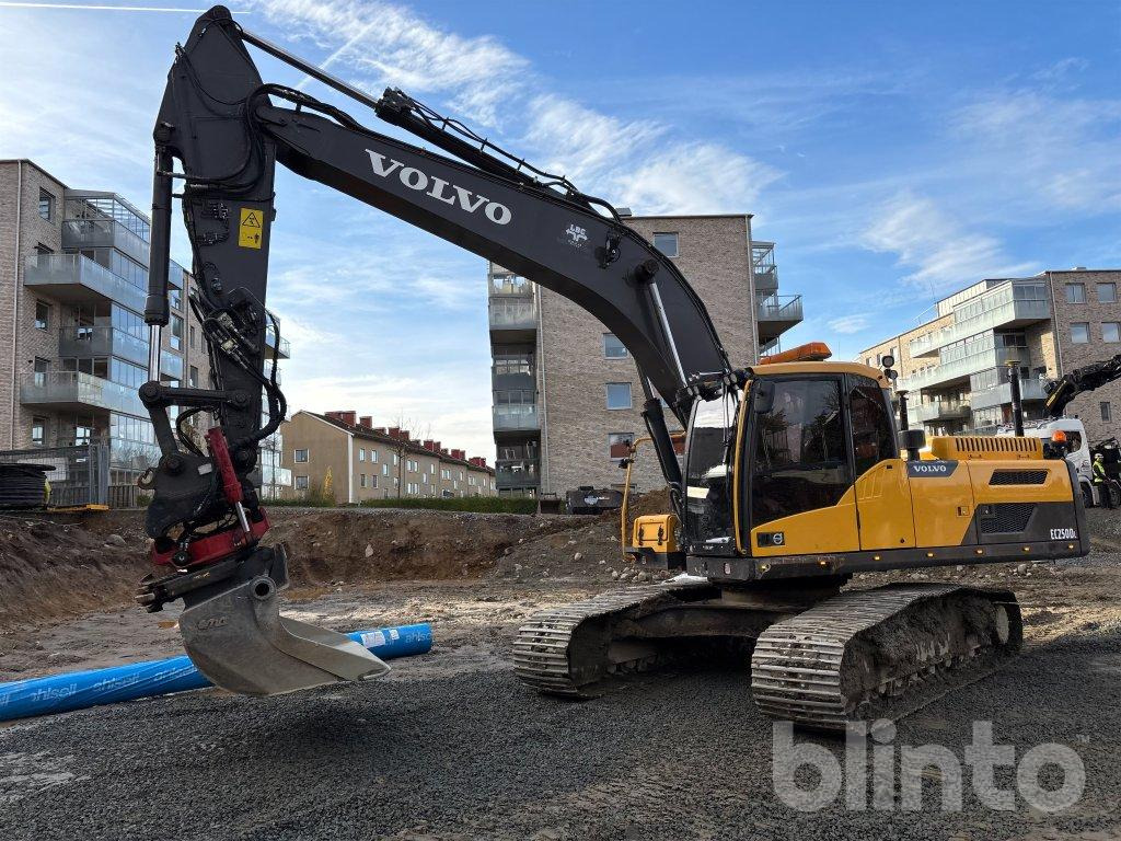 Volvo EC250DL Leica 3D - Гусеничный экскаватор: фото 1 Volvo EC250DL Leica 3D - Гусеничный экскаватор: фото 1