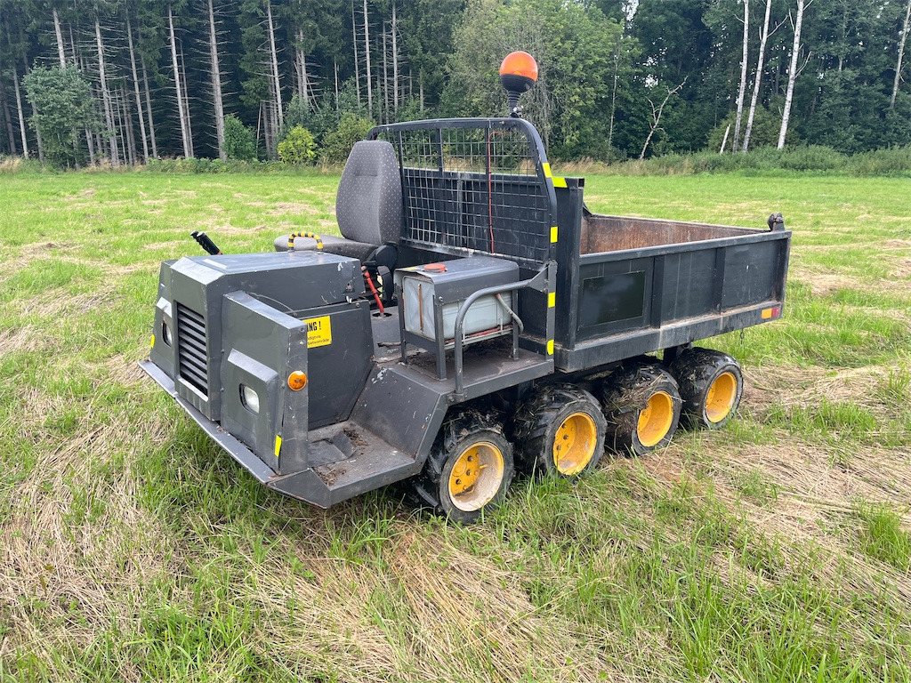 Yanmar YFW18DW - Мини-самосвал: фото 1 Yanmar YFW18DW - Мини-самосвал: фото 1