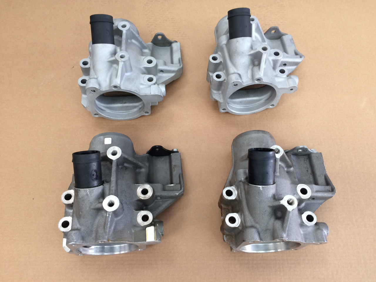 CARCASSA RIDUTTORE PER POMPA CARBURANTE ALTA PRESSIONE - MOTORI MAN D2066 / D2676 - Топливный насос для Грузовиков: фото 1 CARCASSA RIDUTTORE PER POMPA CARBURANTE ALTA PRESSIONE - MOTORI MAN D2066 / D2676 - Топливный насос для Грузовиков: фото 1