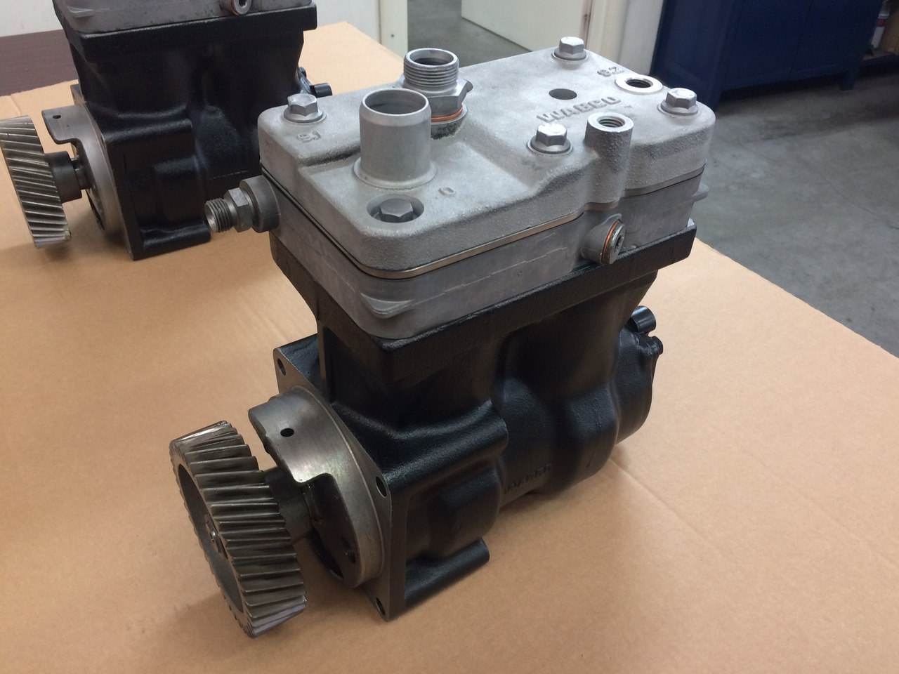 COMPRESSORE ARIA BICILINDRICO MOTORE MERCEDES OM906 - Воздушный компрессор: фото 5 COMPRESSORE ARIA BICILINDRICO MOTORE MERCEDES OM906 - Воздушный компрессор: фото 5